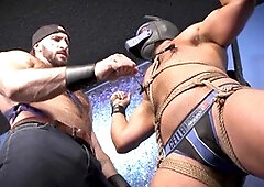 Howlin' for a wild poundin' session with Travis Connor