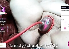 using my vagina pump on a live