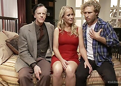 How To Seduce A Milf - Simone Sonay