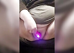 big beautiful woman SNATCH PLAY TIME ON THE DAYBED ????