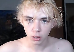 The Most Adorable Camboy You've Ever Seen (3)