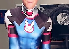 312.8 dva takes a cock!