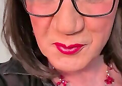 Cum deposit on bitch clitty