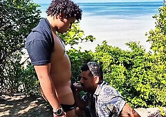 A SCAMMER UBER TORN UP A TOURIST'S BACKSIDE ON TAMBAÚ BEACH IN JOÃO PESSOA-PB