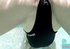 Jason throat bangs Marcie underwater