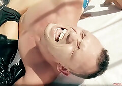 Powerful Jobber Vs Wild Heel