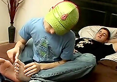 Abnormal bum pirate got his toes gobbled before bj