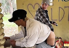 Hung Papi - Public Gay DL Cholo Fucks Raw