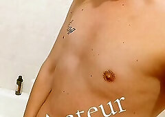 ta pornstar rafou1227 prends un bon bain de pipi