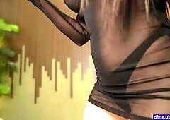 JUSTINNEJADE SOLO IN FIERY SOLO SESSION WITH TOES