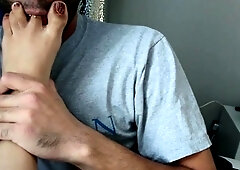 amateur his tall blonde fetish masturbating on live webcam