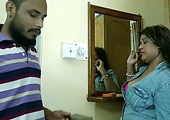 Indian wife betrayed her husband with a young lover in their bedroom