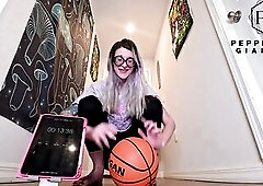 See your 6'7 peppermint giantess effortlessly wrap my huge hands around a basketball and watch just how lengthy I can hold it suspended with ONE 