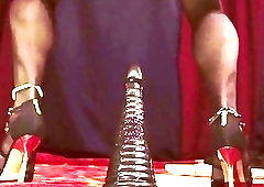 Sissy amateur in stockings and high heels enjoys hardcore fisting