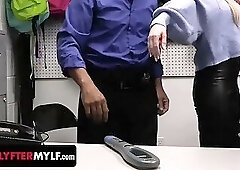 Sarah Taylor Is In Big Trouble And Is Walk Away Without Shoplifting Chargers - MYLF