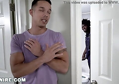 GAYWIRE - Multiracial Queer Fucky-fucky Three-way In Public