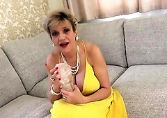 LadySonia - Plowing hard alongside auntie