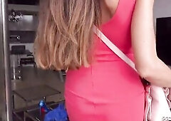 GERMAN SCOUT - FIT mother I'd like to fuck SOFIA PICKUP AND SCREW AT STREET CASTING - Das komplette Clip, alle Infos und Direkt-Kontakt findest d