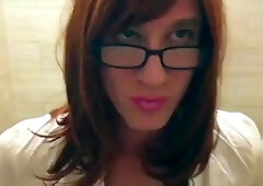 I'm so fckn horny 2