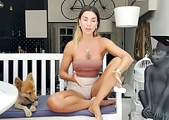 KNOB RATINGS - (Roxy Fox’ fresh approach!)