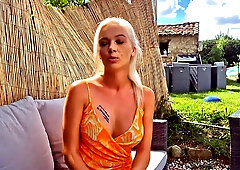 Oletsha, 26, mistress of a hotel in Nancy!