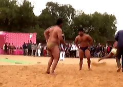 Hot Mud Wrestling Men: Love the Dark Men!