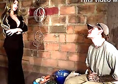 I CATCH MY EMPLOYEE MASTURBATING AND INSTEAD OF FIRING HIM, I GIVE HIM A ADMIRABLE SEX LESSON - AMBAR PRADA