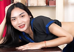 FRANKS TGIRLWORLD - Huong's Desire Is To Play With You