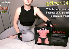 PAWG Anna Mole rides and twerks on a DILF's cock while worshiping his feet
