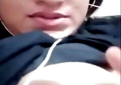 Today Exclusive- Sexy Desi Girl Showing Her Miky Boobs And Wet Pussy Part 1