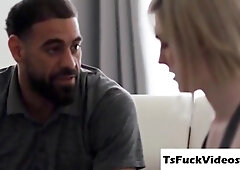 Shemale Wantranny To Make A Move To Her - Ella Hollywood And Holly Wood