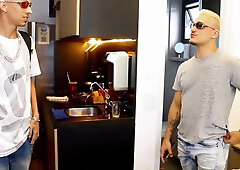 I caught the fellow stagging on me and made him a lil' tart