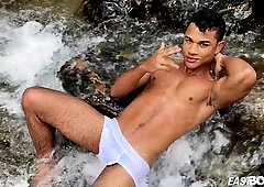 Beisel Prixe is not shy, he jerks off outdoors all the time