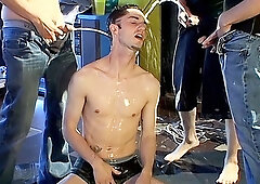 Kaleb Gets Stuffed & Soaked - Kaleb Scott, Ian Madrox