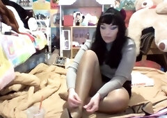 Amateur super hot brunette masturbating 3 mp4