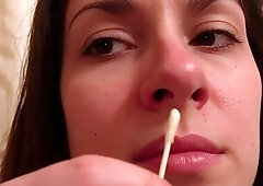Leena Mae - q Tip Nose Pick