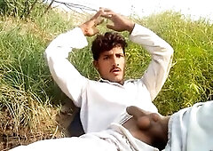 Young Pakistani dude Sultan77worrier with a big dick ready for action