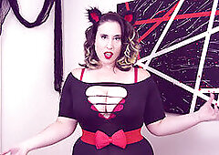 Mom, virtual sex, halloween