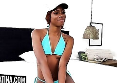PLEASANT BLACK 18YO wanted America so bad that babe let me spray her bitch face with cum