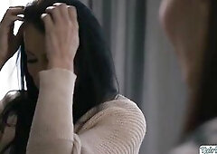 Hawt TS bangs her mother i'd like to fuck roommates cunt