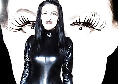 Latex headmistress Diva del Tubo is one of the majority provocative and uncompromising Italian mistresses ever! Admire her in episodes of the highest 