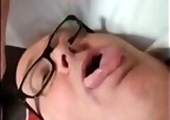 Amateur Daddy Bear Blowjob in Hotel