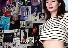 Close up teen wet pussy orgasm