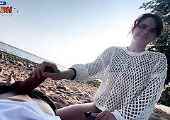 Sun and Sex: Pair's Quickie on Public Beach Sends Shockwaves