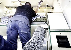 This babe did a great job by cleaning my food truck so as a award I screwed her hawt butt