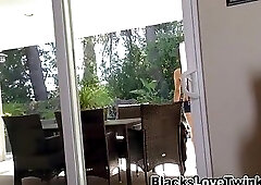 Amateur twink sucks bbc