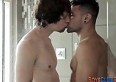 Brawny stud eating ass and pounding